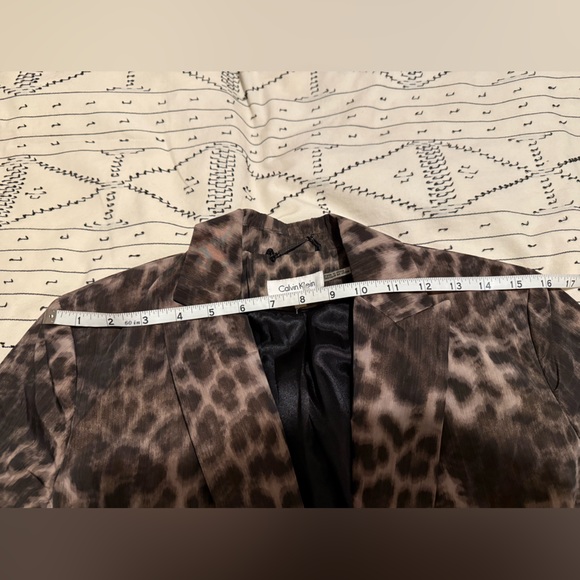 Calvin Klein Leopard print Nylon Blazer - Picture 8 of 8